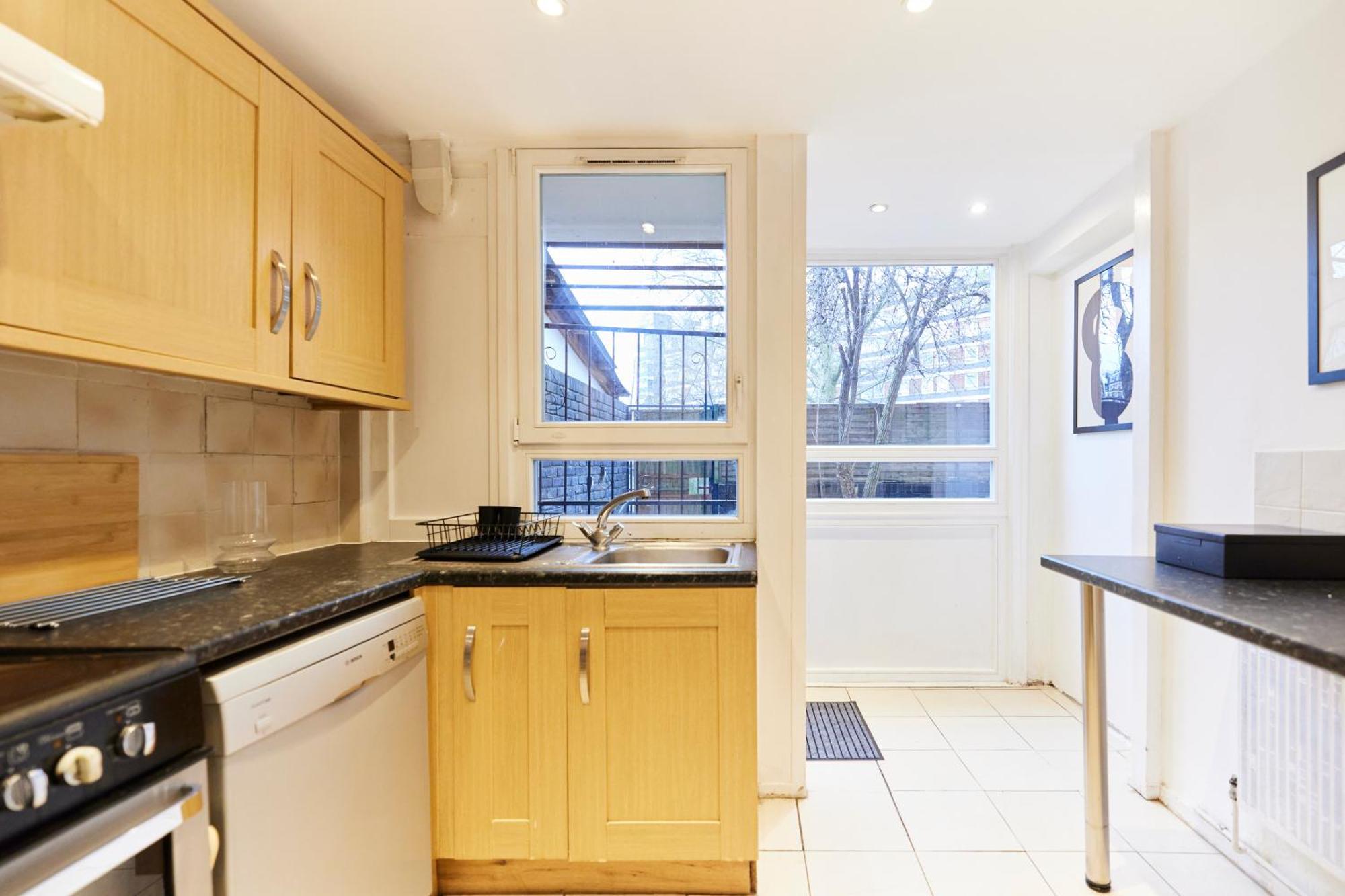 The Kennington Park Crib - Lovely 2Bdr Flat With Garden London Exteriör bild